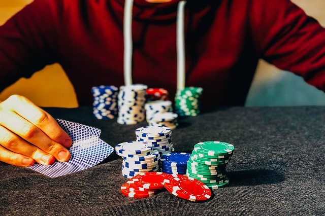 Wondering if spending time & money building social media image for online casinos is worth it?... These points of benefits will serve as an assurance!
